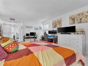 491 Ives Dairy Rd 2025, Miami FL 33179