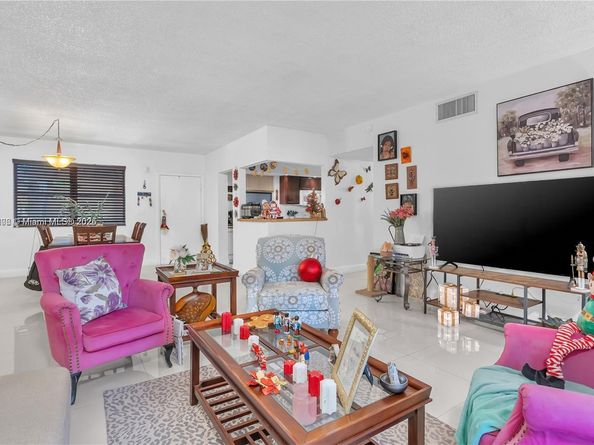 491 Ives Dairy Rd 2025, Miami FL 33179