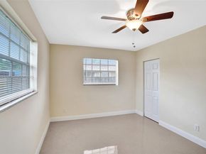 210 N 72nd Ave, Hollywood FL 33024