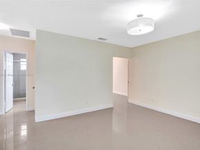 210 N 72nd Ave, Hollywood FL 33024