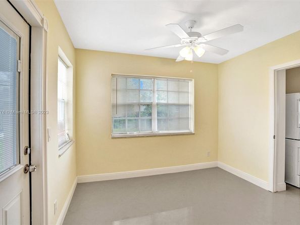 210 N 72nd Ave, Hollywood FL 33024