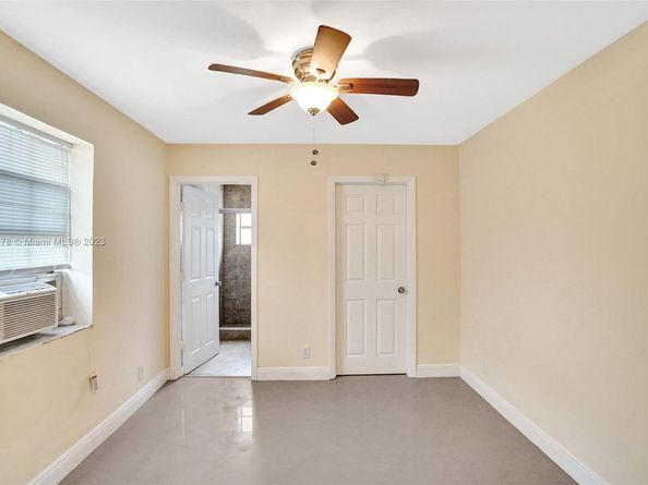 210 N 72nd Ave, Hollywood FL 33024