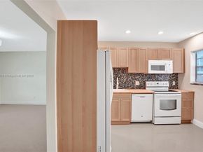 210 N 72nd Ave, Hollywood FL 33024