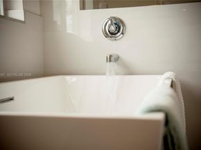 15105 SW 180th St, Miami FL 33187