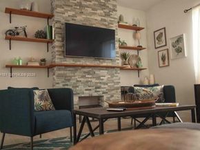 15105 SW 180th St, Miami FL 33187