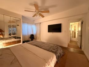 1785 Calais Dr 8, Miami Beach FL 33141