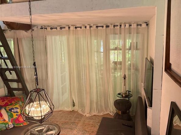 1785 Calais Dr 8, Miami Beach FL 33141