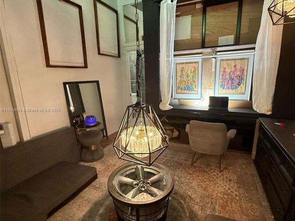 1785 Calais Dr 8, Miami Beach FL 33141