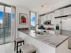 79 SW 12th St 2306S, Miami FL 33130