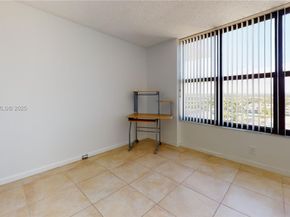 2500 Parkview Dr 1207, Hallandale Beach FL 33009