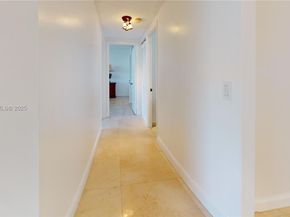 2500 Parkview Dr 1207, Hallandale Beach FL 33009