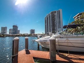 2500 Parkview Dr 1207, Hallandale Beach FL 33009