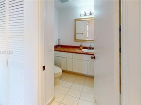 2500 Parkview Dr 1207, Hallandale Beach FL 33009