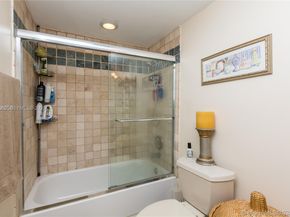 2500 Parkview Dr 1207, Hallandale Beach FL 33009