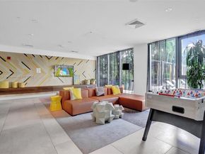 121 NE 34th St 1814, Miami FL 33137