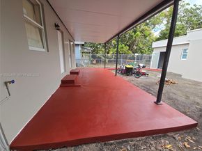 2637 NW 23rd Ct, Miami FL 33142