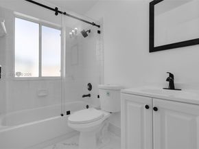 16907 SW 142nd Pl, Miami FL 33177