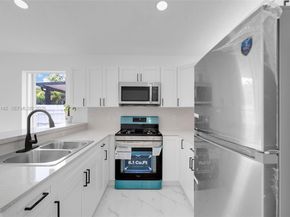 16907 SW 142nd Pl, Miami FL 33177