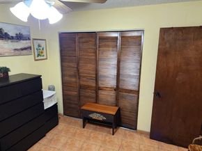 18959 NW 63rd Ct Cir, Hialeah FL 33015