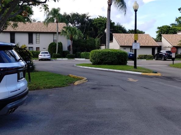 9719 N New River Canal Rd 308, Plantation FL 33324