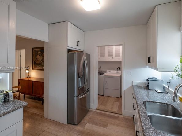 2354 Alton Rd, Miami Beach FL 33140