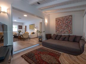 2354 Alton Rd, Miami Beach FL 33140