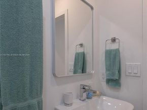 2354 Alton Rd, Miami Beach FL 33140