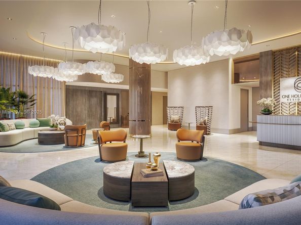 1817 Taylor 1806, Hollywood FL 33020