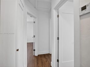 7721 NW 35th St, Davie FL 33024