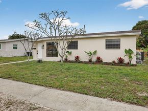 7721 NW 35th St, Davie FL 33024