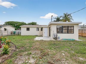 7721 NW 35th St, Davie FL 33024