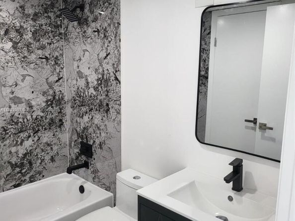 11800 SW 18th St 5274, Miami FL 33175