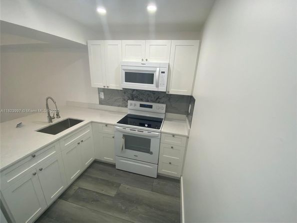 11800 SW 18th St 5274, Miami FL 33175