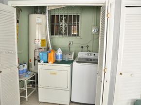 1301 W 61st Pl, Hialeah FL 33012