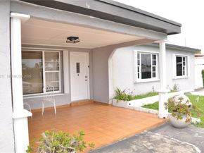 1301 W 61st Pl, Hialeah FL 33012