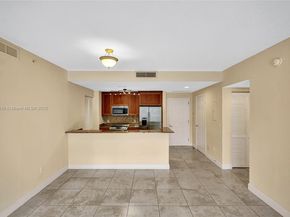 55 Merrick Way 619, Coral Gables FL 33134