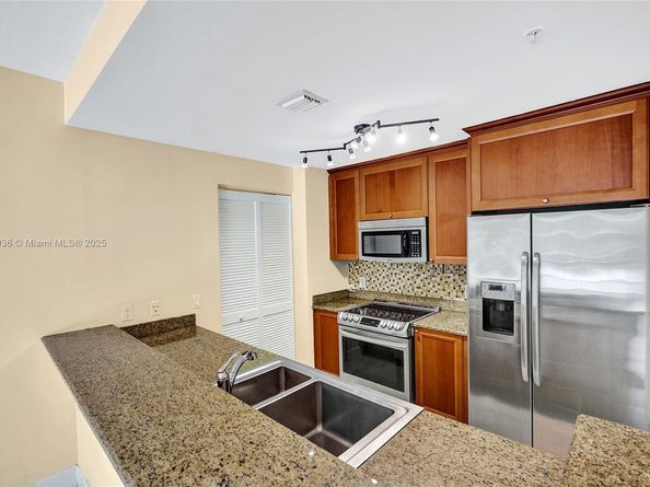 55 Merrick Way 619, Coral Gables FL 33134