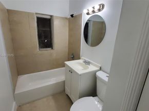 560 NW 53rd St, Miami FL 33127