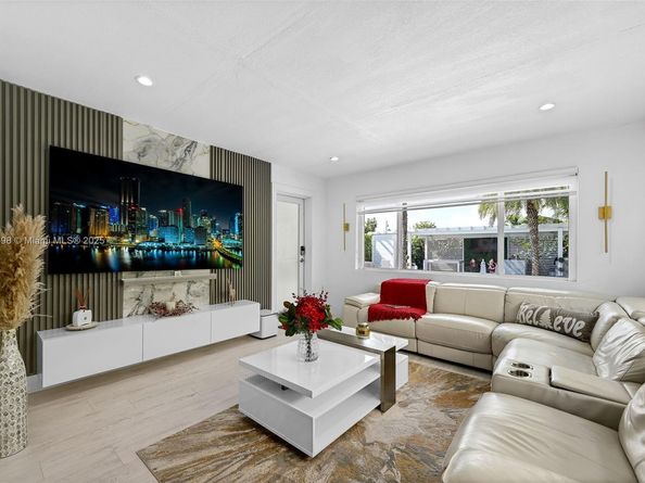 444 SW 64th Ave, Miami FL 33144