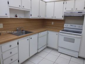1300 Saint Charles Pl PH15, Pembroke Pines FL 33026
