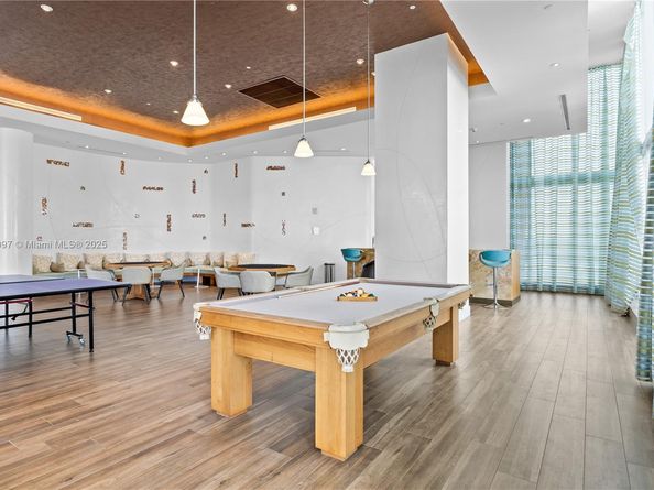 50 Biscayne Blvd 4706, Miami FL 33132