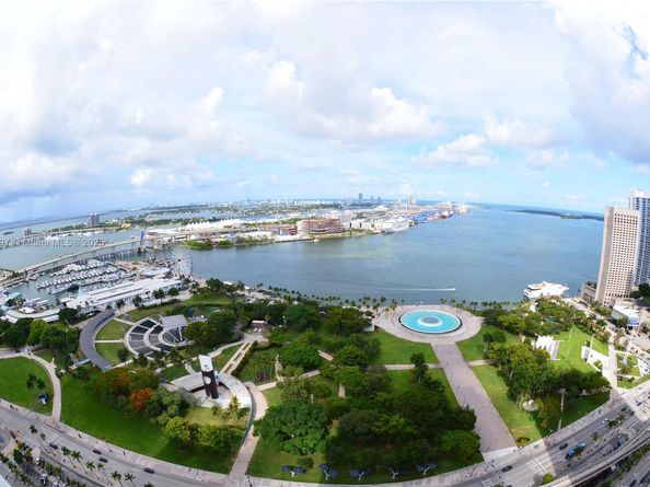 50 Biscayne Blvd 4706, Miami FL 33132