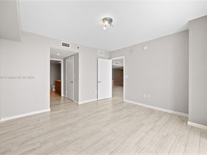 50 Biscayne Blvd 4706, Miami FL 33132