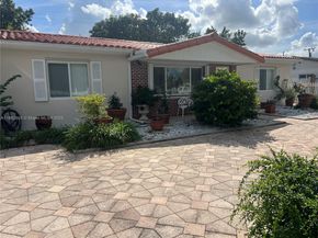 1311 SW 102nd Ct, Miami FL 33174