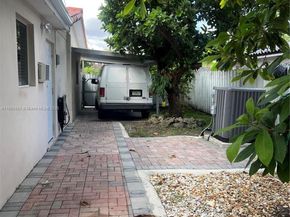 1311 SW 102nd Ct, Miami FL 33174
