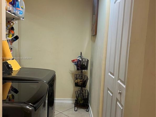 1311 SW 102nd Ct, Miami FL 33174