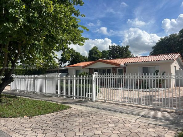 1311 SW 102nd Ct, Miami FL 33174