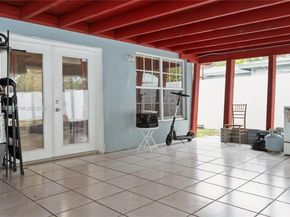 15021 NE 11th Ave, Miami FL 33161