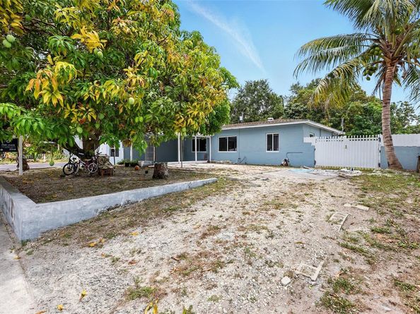 15021 NE 11th Ave, Miami FL 33161