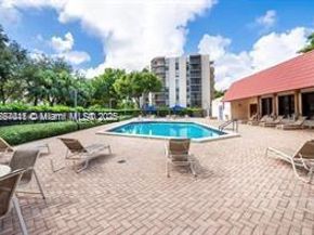 3301 N Country Club Dr 112, Aventura FL 33180